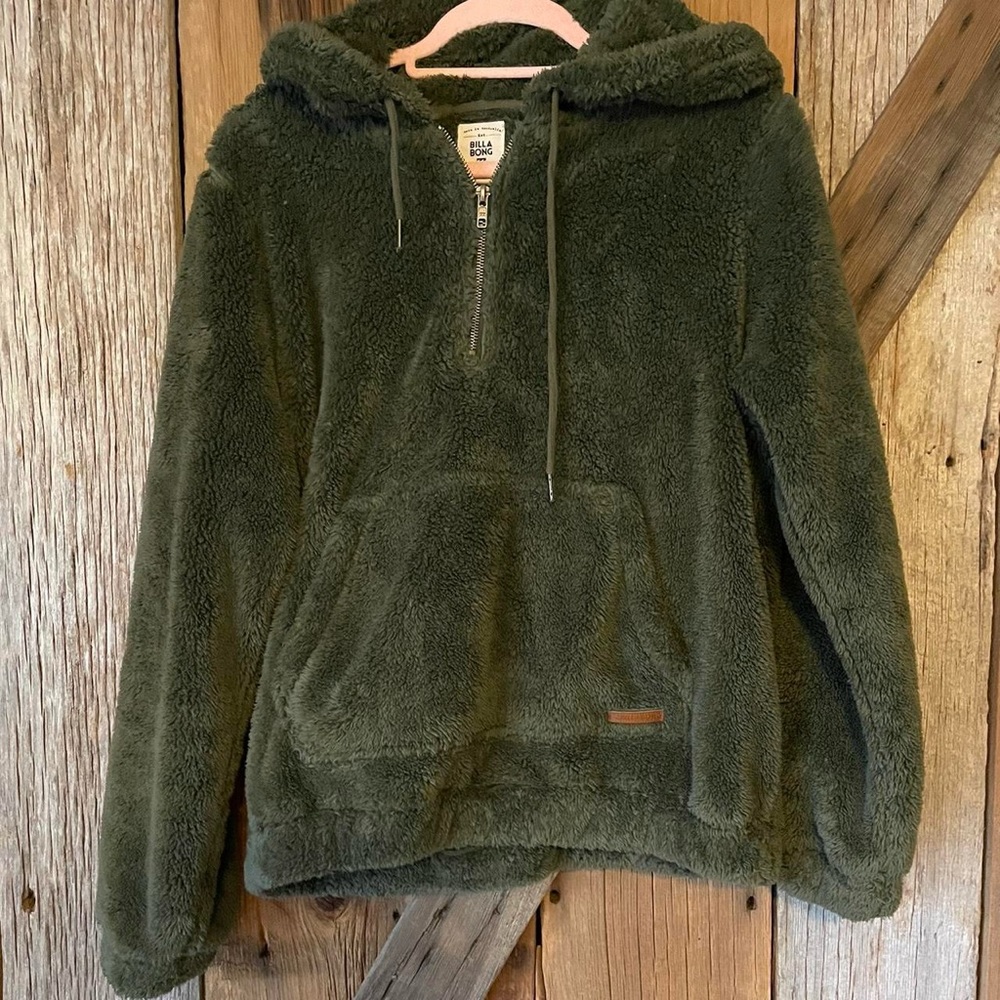 Green women’s billabong Sherpa hoodie